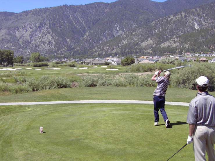 lake-tahoe-golf-genoa