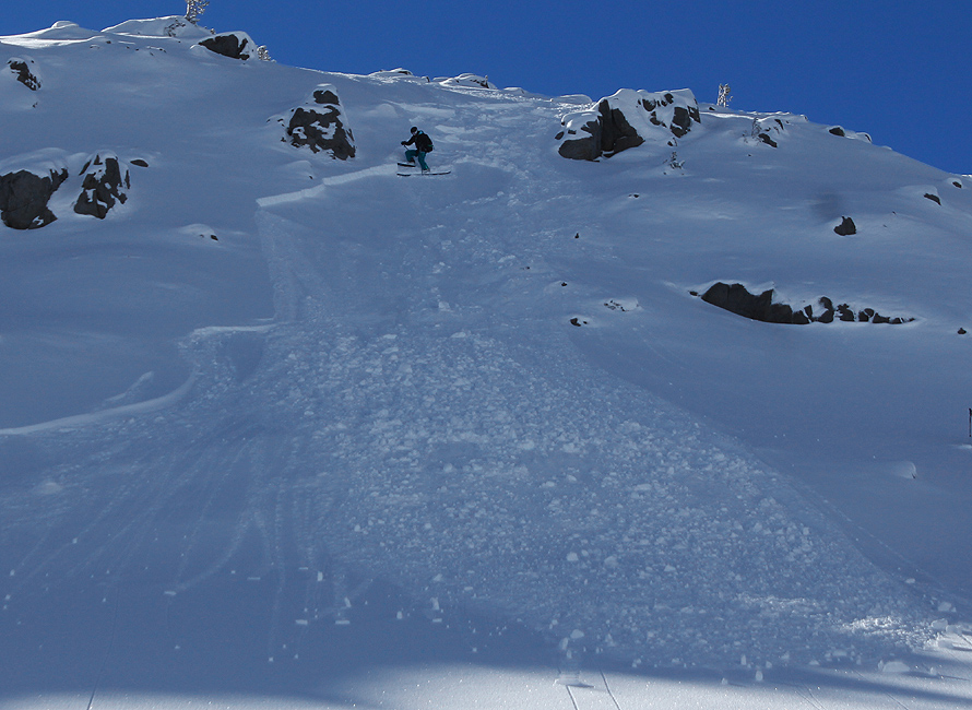 powder skiing